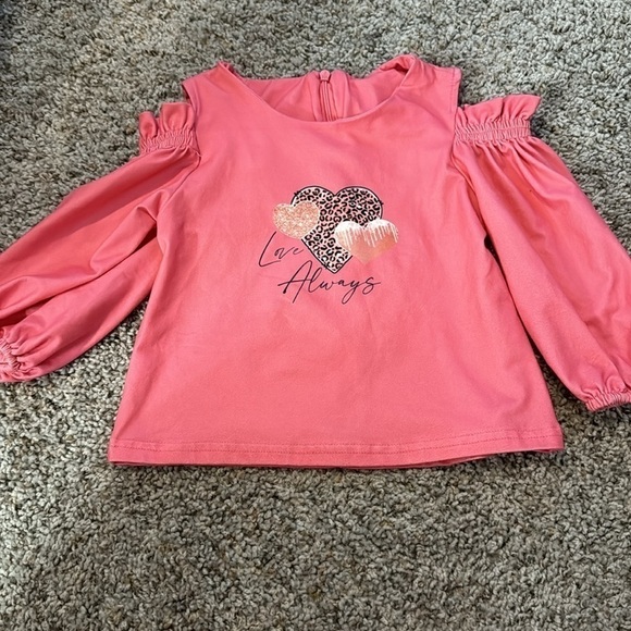 Toddler Outfit 🩷 - Picture 4 of 5